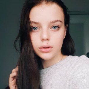 Meet your Posher, Arina